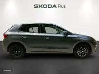 Usado Skoda Fabia Selection 115 CV (84 kW) 2025 Gris / plateado Utilitario