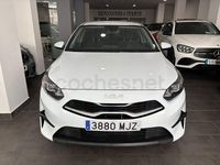 Usado Kia Ceed 136 CV (100 kW) 2023 Blanco Utilitario