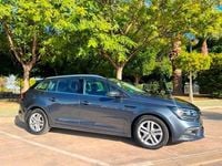 Usado Renault Mégane GrandTour Bose Edition 115 CV (84 kW) 2019 Gris / plata Familiar