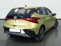 Usado Hyundai i20 90 CV (66 kW) 2026 Verde Utilitario