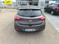Usado Hyundai i30 100 CV (73 kW) 2013 Gris / plata Berlina