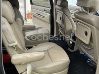 Usado Ssangyong (KGM) Rodius 165 CV (121 kW) 2010 Negro Monovolumen