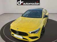 Usado Mercedes CLA250 Shooting Brake 224 CV (164 kW) 2020 Amarillo Familiar