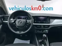 Usado Skoda Kamiq Selection 115 CV (84 kW) 2023 Blanco SUV