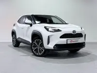 Usado Toyota Yaris Hybrid Style 116 CV (85 kW) 2024 Blanco Pickup/Camioneta