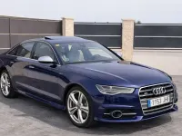 Usado Audi S6 450 CV (330 kW) 2015 Azul Berlina