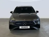 Usado Mercedes A180 116 CV (85 kW) 2025 Gris Berlina