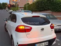 Usado Kia Rio 75 CV (55 kW) 2016 Blanco Utilitario