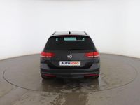 Usado VW Passat Advance 150 CV (110 kW) 2017 Gris Familiar
