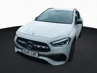 Usado Mercedes GLA200 150 CV (110 kW) 2021 Blanco SUV