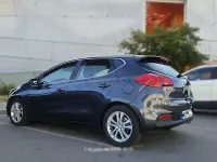 Usado Kia Ceed GT 128 CV (94 kW) 2013 Gris / plata Berlina