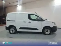 Usado Citroën Berlingo 102 CV (75 kW) 2024 Blanco Monovolumen