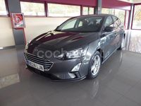 Usado Ford Focus Trend 120 CV (88 kW) 2020 Beige Berlina
