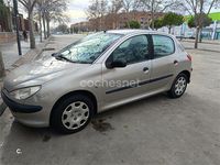 Usado Peugeot 206 70 CV (51 kW) 2005 Gris / plata Berlina
