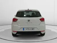 Usado Seat Ibiza Style Plus 110 CV (80 kW) 2021 Blanco Berlina