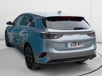 Usado Kia Ceed Style 102 CV (75 kW) 2025 Gris Utilitario