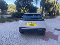 Usado Peugeot 2008 Active 100 CV (73 kW) 2021 Blanco SUV