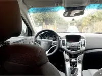 Usado Chevrolet Cruze LTZ 141 CV (103 kW) 2012 Gris / plata Berlina