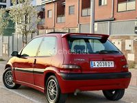 Usado Citroën Saxo 75 CV (55 kW) 1999 Rojo Utilitario