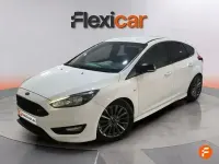 Usado Ford Focus ST-Line 125 CV (91 kW) 2018 Blanco Berlina