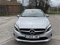 Usado Mercedes A200 Urban 136 CV (100 kW) 2016 Gris / plata Berlina