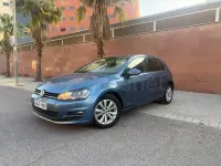 Usado VW Golf VII Sportline 105 CV (77 kW) 2013 Azul Berlina