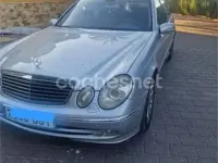 Usado Mercedes E320 Avantgarde 204 CV (150 kW) 2003 Gris / plata Berlina