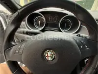 Usado Alfa Romeo Giulietta 170 CV (125 kW) 2013 Blanco Utilitario
