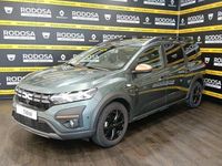 Usado Dacia Jogger Extreme 100 CV (73 kW) 2024 Verde Monovolumen