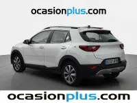 Usado Kia Stonic 101 CV (74 kW) 2024 Blanco SUV