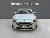 Usado Ford Focus Trend 125 CV (91 kW) 2019 Gris