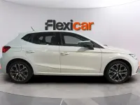 Usado Seat Ibiza XCELLENCE 116 CV (85 kW) 2022 Blanco Utilitario