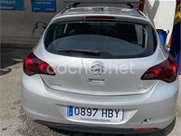 Usado Opel Astra Sport 110 CV (80 kW) 2011 Gris / plata Berlina