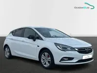 Usado Opel Astra Selective 110 CV (80 kW) 2019 Blanco Berlina