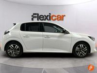 Usado Peugeot 208 Allure 100 CV (73 kW) 2023 Blanco Utilitario