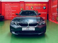 Usado BMW 318 150 CV (110 kW) 2021 Gris / plata Familiar