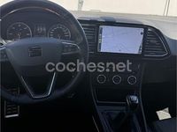 Usado Seat Leon Reference 105 CV (77 kW) 2014 Blanco Berlina