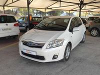 Käytetty Toyota Auris Hybrid Active 136 HP (100 kW) 2011 Valkoinen Sedan