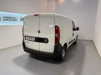 Usado Fiat Doblò 82 CV (60 kW) 2021 Blanco Monovolumen