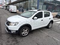 Usado Dacia Sandero Stepway 90 HP (66 kW) 2016 Branco Sedan