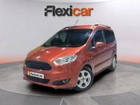 Usado Ford Tourneo Courier Titanium 102 CV (75 kW) 2016 Granate Monovolumen