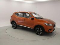 Usado MG ZS Luxury 107 HP (78 kW) 2023 Laranja Sedan
