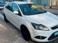 Usado Ford Focus Trend 100 CV (73 kW) 2011 Blanco Berlina