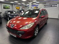 Usado Peugeot 307 143 CV (105 kW) 2005 Granate Familiar