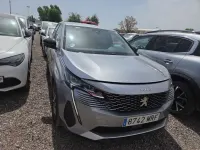 Usado Peugeot 3008 Allure 131 CV (96 kW) 2024 Gris SUV