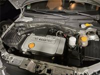 Usado Opel Combo Expression 120 CV (88 kW) 2012 Gris / plata Monovolumen