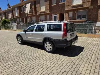 Usado Volvo XC70 Momentum 185 CV (136 kW) 2006 Gris / plata Familiar