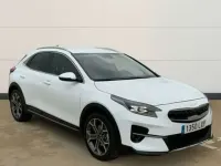 Usado Kia XCeed 143 CV (105 kW) 2022 Blanco SUV