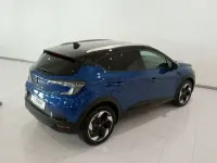 Usado Renault Captur Techno 100 CV (73 kW) 2025 Azul SUV