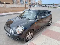 Usado Mini One Cabriolet 98 CV (72 kW) 2011 Negro Descapotable